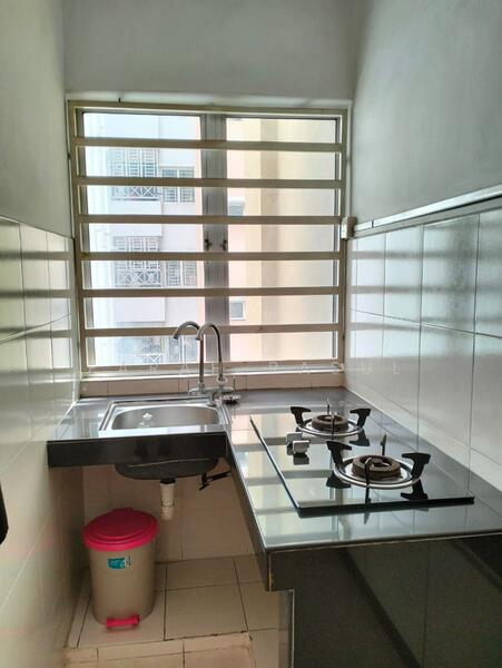 Putra Majestik untuk Untuk Disewa - RM 1,700 /bulan, Feb 2026 - Kitchen - PropertyGuru.com.my