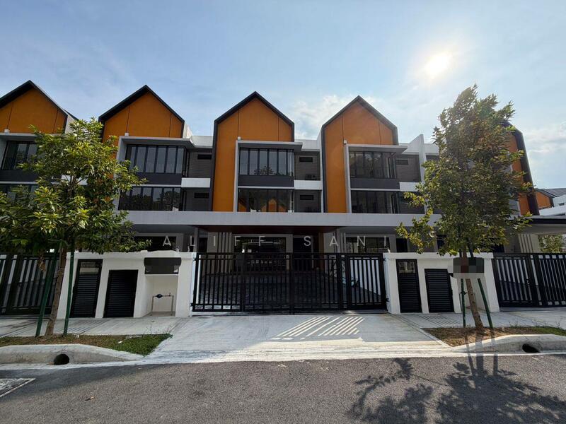 3-storey Terraced House for Rent in Taman Melawati (Ulu Kelang) - Aliff Sani - Exterior - PropertyGuru.com.my