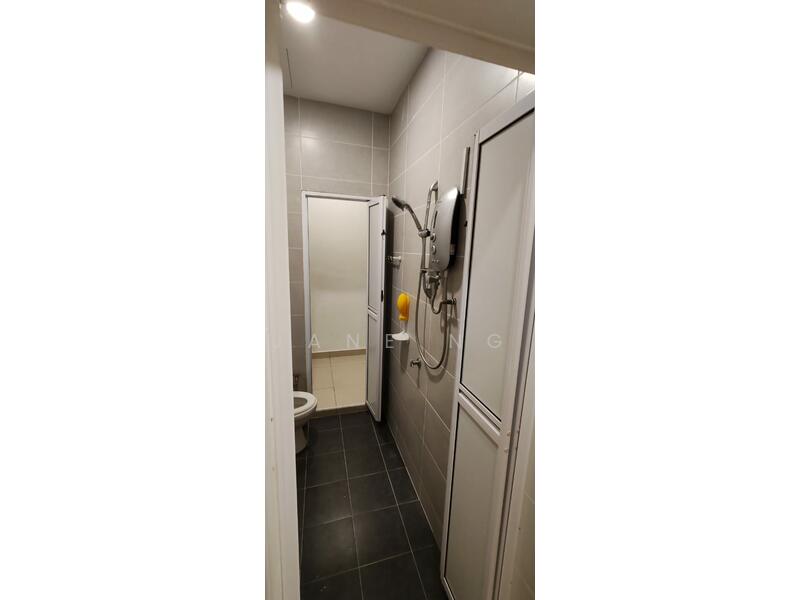BM City Suites @ BM City Mall untuk Untuk Disewa - RM 1,700 /bulan, Feb 2026 - Bathroom - PropertyGuru.com.my