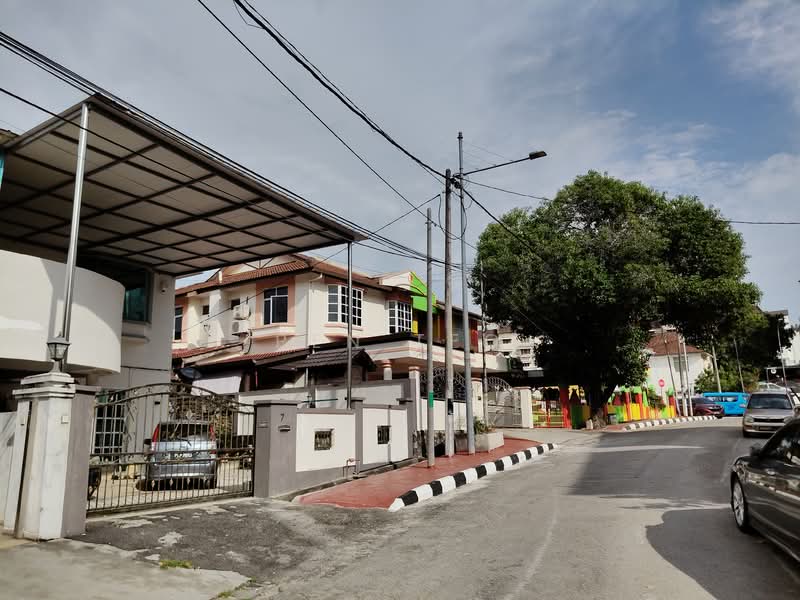 Semi-Detached House for Sale in Permatang Damar Laut (Batu Maung) - Pen Teo - Street View - PropertyGuru.com.my