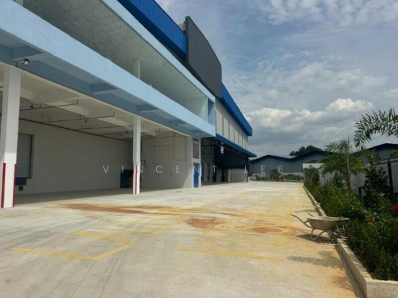 Factory for Rent in Kawasan Perindustrian Kundang (Rawang) - Vincent Lee - Exterior - PropertyGuru.com.my