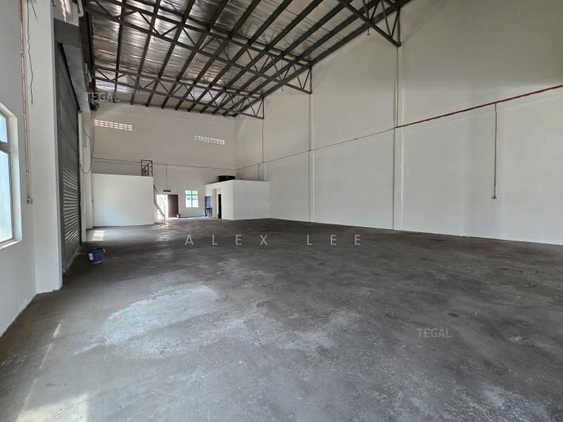 Warehouse for Rent in Shah Alam (Selangor) - Alex Lee - Interior - PropertyGuru.com.my