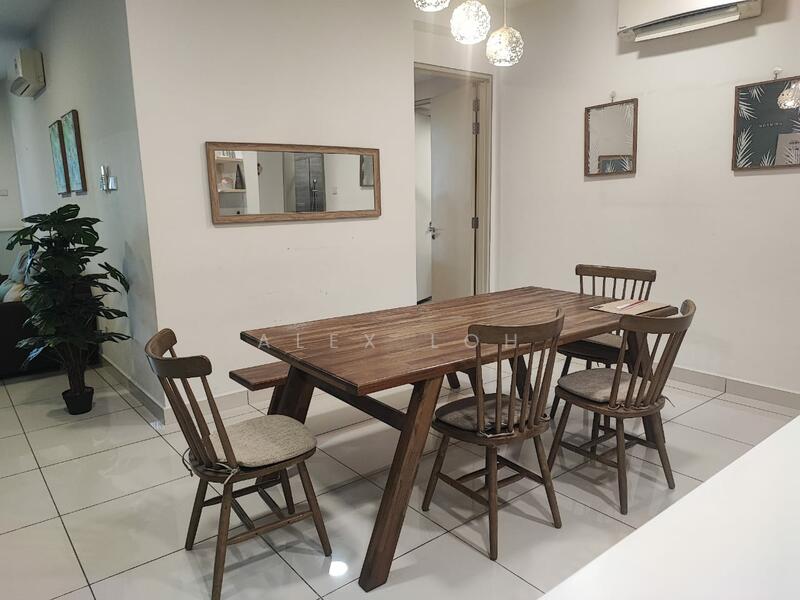Condominium for Rent at Vivo Residential Suites - Alex Loh - Dining Room - PropertyGuru.com.my