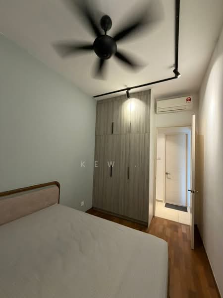 Reizz Residence untuk Untuk Disewa - RM 2,400 /bulan, Apr 2026 - Bedroom - PropertyGuru.com.my
