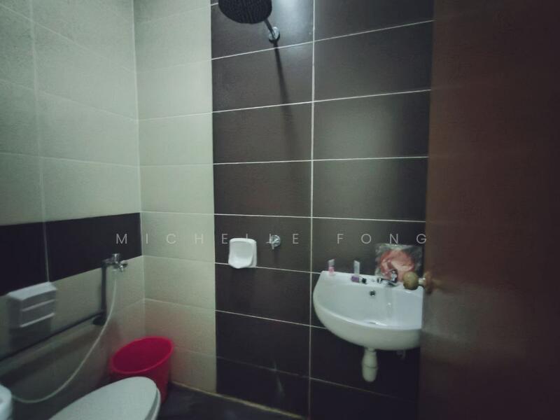Cluster House for Sale in Nusantara Prima (Gelang Patah) - Michelle Fong - Bathroom - PropertyGuru.com.my