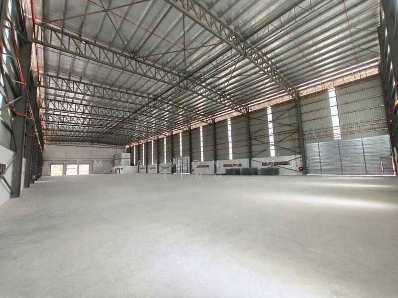 Factory for Rent in Batu Arang (Selangor) - Emma Wong Mui Ling - Interior - PropertyGuru.com.my