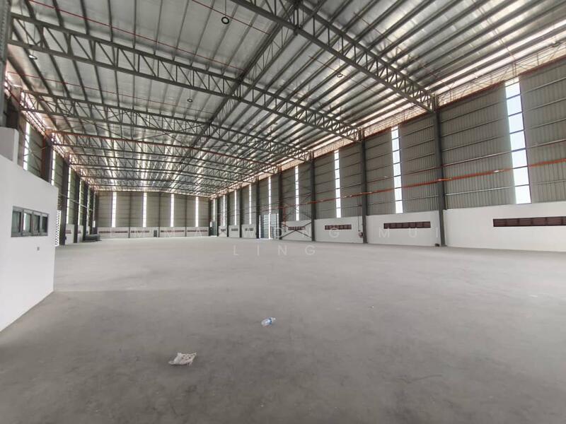 Factory for Rent in Batu Arang (Selangor) - Emma Wong Mui Ling - Interior - PropertyGuru.com.my