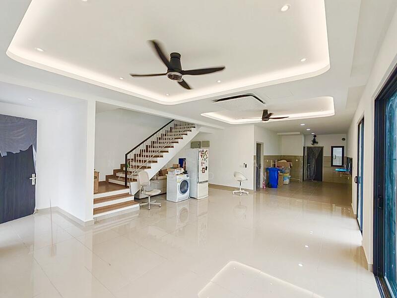 2-storey Terraced House for Sale in Elmina (Shah Alam) - NORFADILAH ZAINUDDIN - Living Room - PropertyGuru.com.my