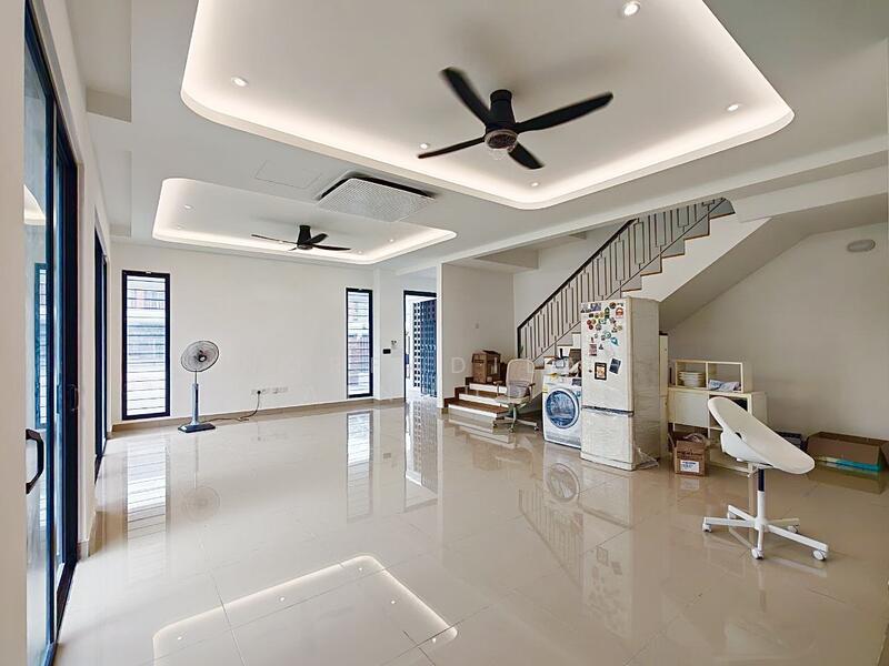 2-storey Terraced House for Sale in Elmina (Shah Alam) - NORFADILAH ZAINUDDIN - Living Room - PropertyGuru.com.my