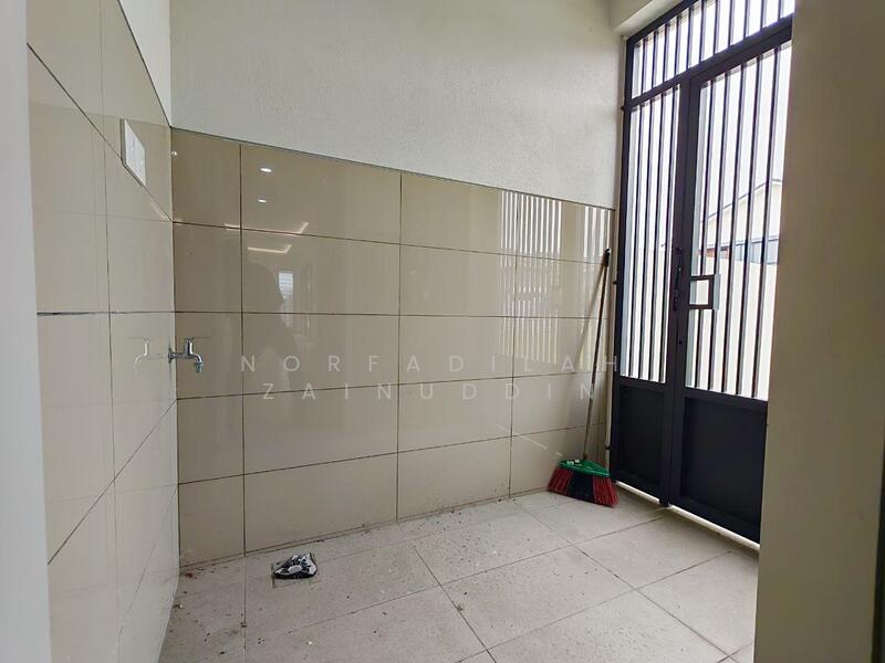 2-storey Terraced House for Sale in Elmina (Shah Alam) - NORFADILAH ZAINUDDIN - Entrance - PropertyGuru.com.my