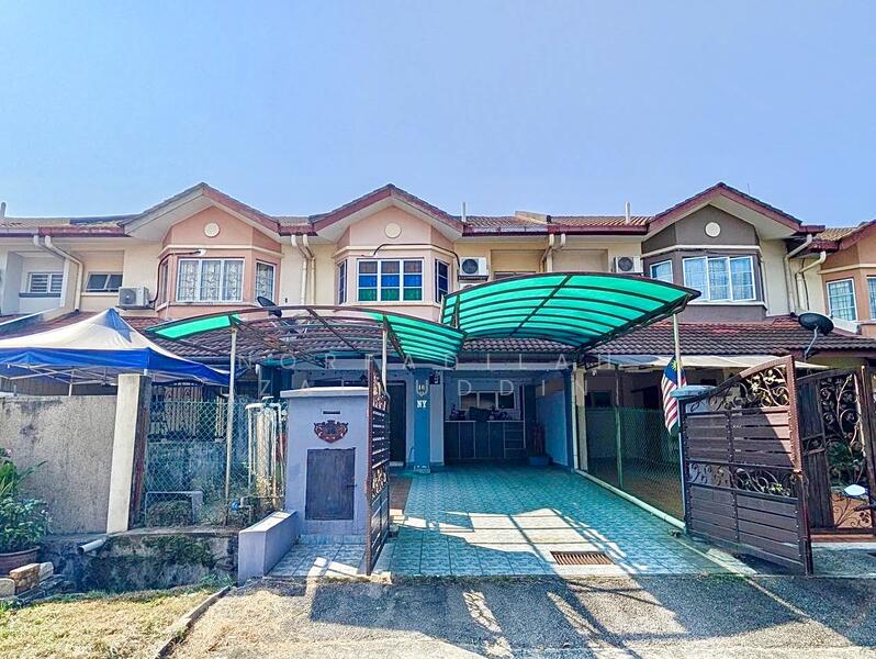 2-storey Terraced House for Sale in Sungai Buloh (Selangor) - NORFADILAH ZAINUDDIN - Exterior - PropertyGuru.com.my