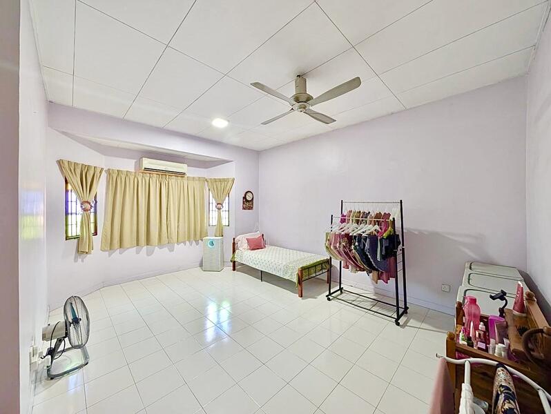 2-storey Terraced House for Sale in Sungai Buloh (Selangor) - NORFADILAH ZAINUDDIN - Bedroom - PropertyGuru.com.my