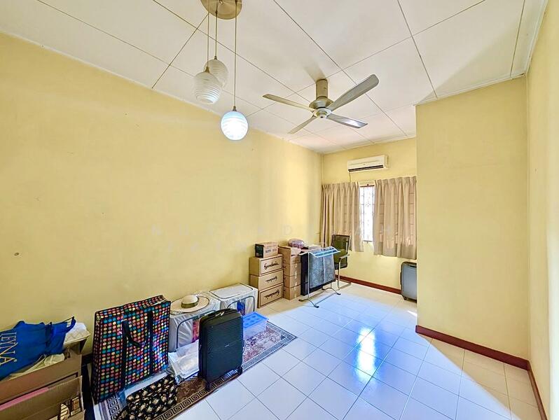 2-storey Terraced House for Sale in Sungai Buloh (Selangor) - NORFADILAH ZAINUDDIN - Interior - PropertyGuru.com.my