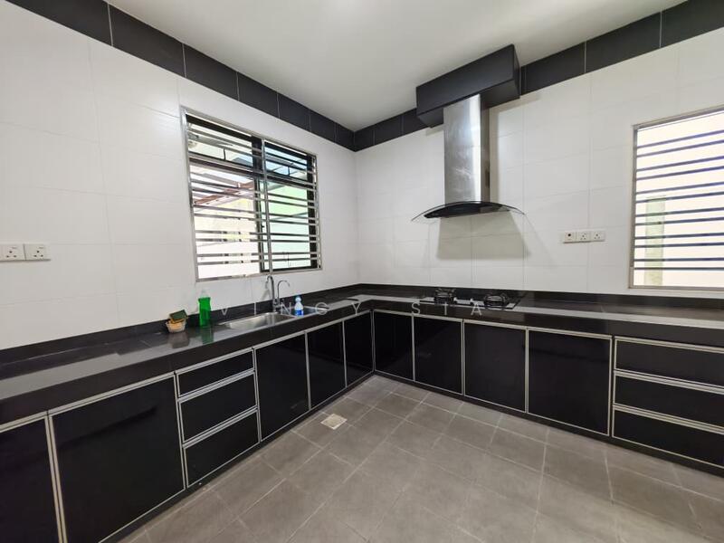 Cluster House for Sale in Taman Adda Heights (Tebrau) - Vincy Sia - Kitchen - PropertyGuru.com.my