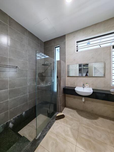 Cluster House for Sale in Taman Adda Heights (Tebrau) - Vincy Sia - Bathroom - PropertyGuru.com.my