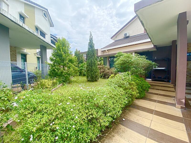 Bungalow for Sale in Puncak Bestari (Puncak Alam) - NORFADILAH ZAINUDDIN - Exterior - PropertyGuru.com.my
