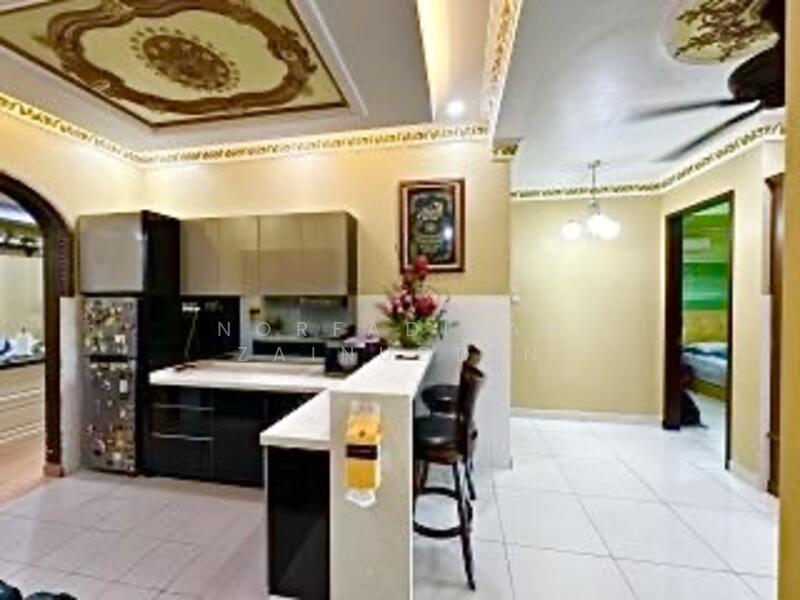 Bungalow for Sale in Puncak Bestari (Puncak Alam) - NORFADILAH ZAINUDDIN - Kitchen - PropertyGuru.com.my