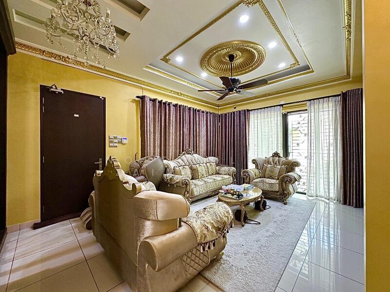 Bungalow for Sale in Puncak Bestari (Puncak Alam) - NORFADILAH ZAINUDDIN - Living Room - PropertyGuru.com.my