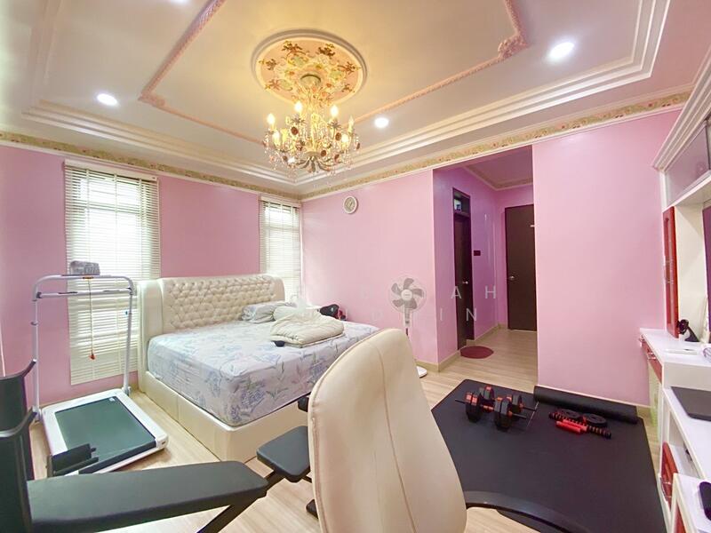 Bungalow for Sale in Puncak Bestari (Puncak Alam) - NORFADILAH ZAINUDDIN - Bedroom - PropertyGuru.com.my
