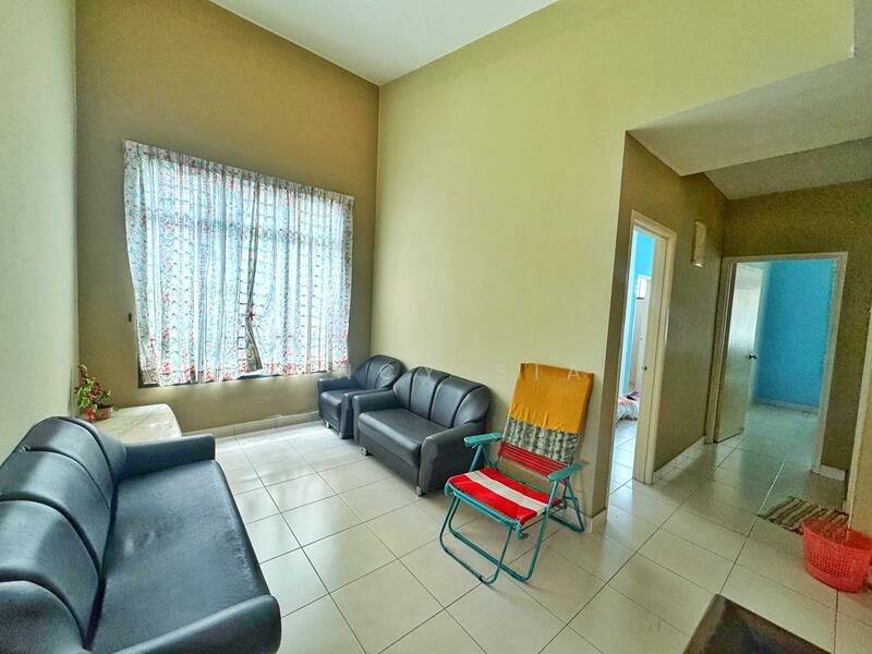 2-storey Terraced House for Sale in Taman Seri Austin (Tebrau) - Vincy Sia - Living Room - PropertyGuru.com.my