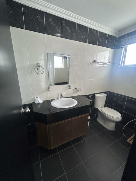 Hartamas Regency 2 untuk Untuk Disewa - RM 6,000 /bulan, Feb 2026 - Bathroom - PropertyGuru.com.my