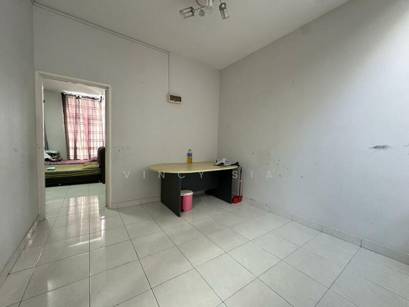 2-storey Terraced House for Sale in Setia Tropika (Johor Bahru) - Vincy Sia - Bedroom - PropertyGuru.com.my