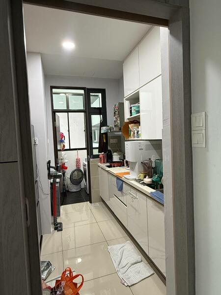 Service Residence for Sale at 8Scape Residence @ Sutera - Chen Shieh Yu - Kitchen - PropertyGuru.com.my