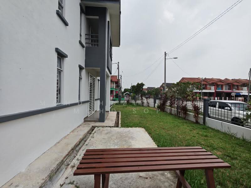 2-storey Terraced House for Sale in Sungai Buloh (Selangor) - Mohd Hazlan bin Mohd Sopi - Exterior - PropertyGuru.com.my