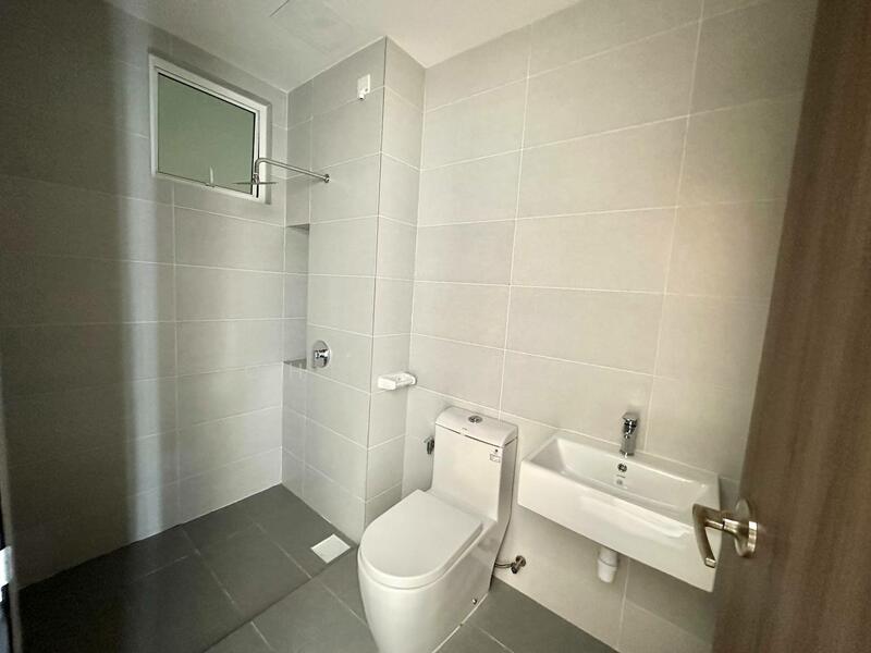 Service Residence for Sale at TRELLIS RESIDENCES - Chris Liew - Bathroom - PropertyGuru.com.my