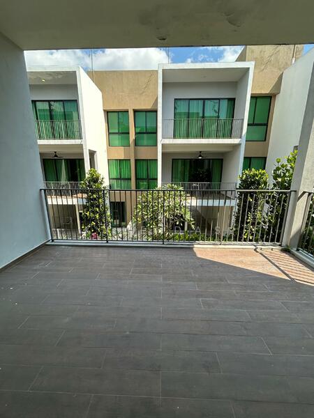 3-storey Terraced House for Sale in Leisure Farm (Gelang Patah) - Kyle Das - Balcony - PropertyGuru.com.my