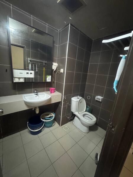 Apartment for Rent at Bayu Marina - Aaron How - Bathroom - PropertyGuru.com.my