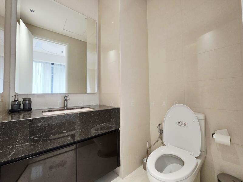 Service Residence for Sale at Crown Residences @ Pavilion Damansara Heights - Teoh Yie Hao - Bathroom - PropertyGuru.com.my