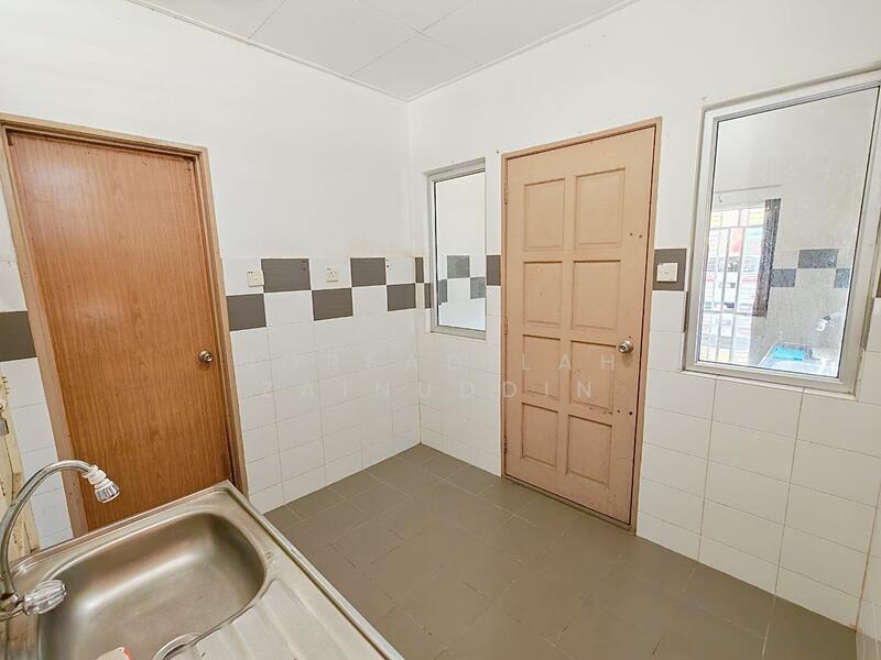 Terraced House for Sale in Sungai Buloh (Selangor) - NORFADILAH ZAINUDDIN - Kitchen - PropertyGuru.com.my