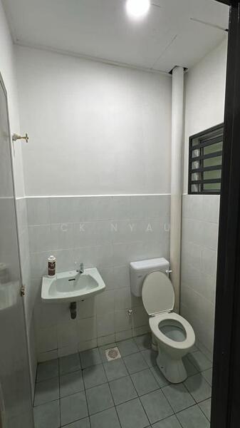 1-storey Terraced House for Sale in Ipoh (Perak) - Ck Nyau - Bathroom - PropertyGuru.com.my