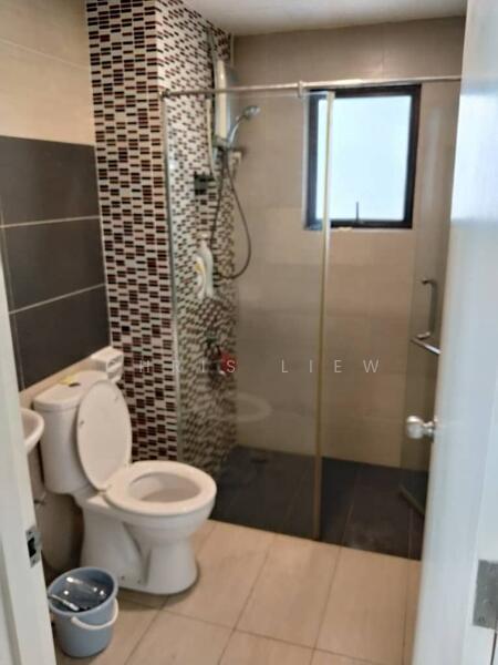 Condominium for Rent at Ujana Executive Apartment - Chris Liew - Bathroom - PropertyGuru.com.my