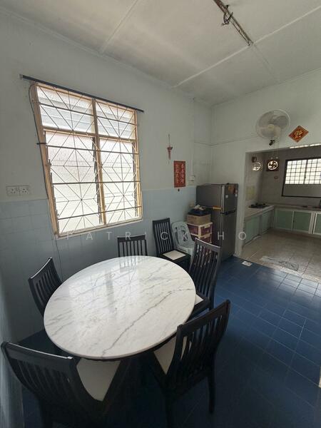 1-storey Terraced House for Rent in Taman Johor Jaya (Johor Bahru) - Patrick Ho - Kitchen - PropertyGuru.com.my