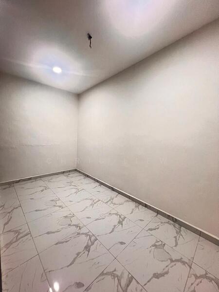 2-storey Terraced House for Sale in Taman Desa Cemerlang (Ulu Tiram) - Chris Liew - Interior - PropertyGuru.com.my