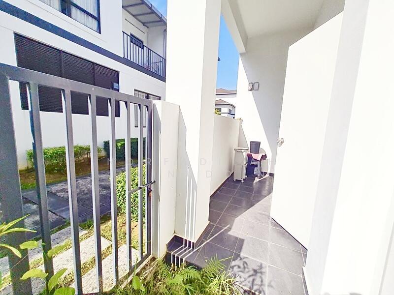 2-storey Terraced House for Sale in Shah Alam (Selangor) - NORFADILAH ZAINUDDIN - Exterior - PropertyGuru.com.my