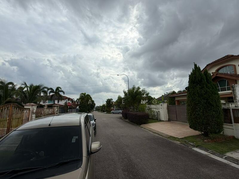 Semi-Detached House for Sale in Taman Pelangi Indah (Ulu Tiram) - Wayne Ng - Exterior - PropertyGuru.com.my