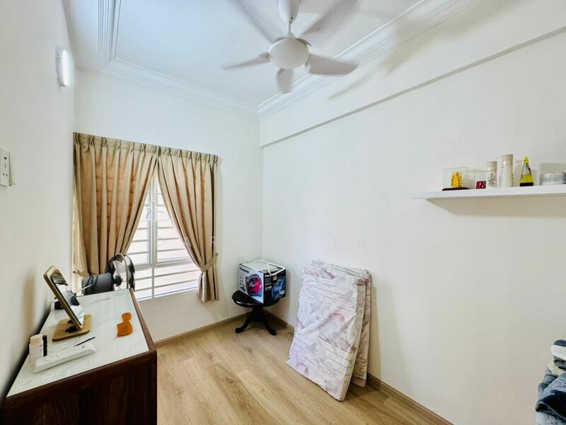 Apartment for Sale at Sri Kristal - Darren Lau - Bedroom - PropertyGuru.com.my