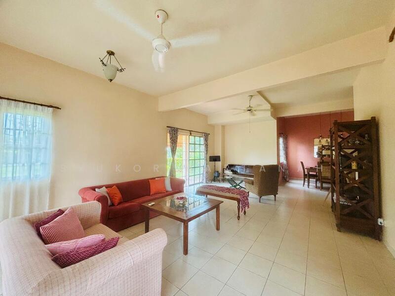 Semi-Detached House for Sale in Seremban 2 (Negeri Sembilan) - Syukor Hartanah - Living Room - PropertyGuru.com.my