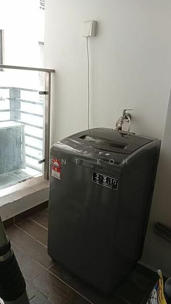 Condominium for Rent at Bay Point @ Country Garden Danga Bay - Kent Koh - Balcony - PropertyGuru.com.my