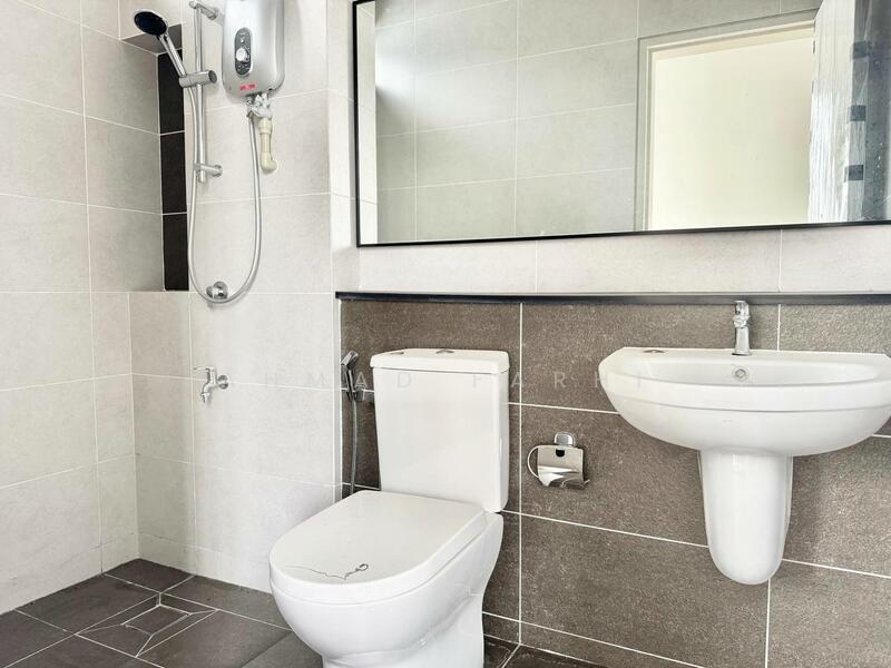 2-storey Terraced House for Sale in Elmina (Shah Alam) - Ahmad Farhi - Bathroom - PropertyGuru.com.my