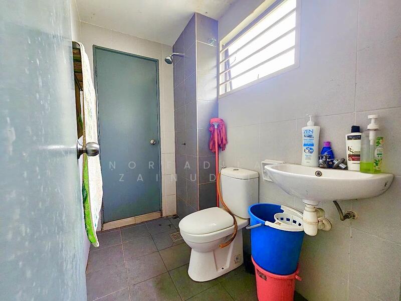 Terraced House for Sale in Sungai Buloh (Selangor) - NORFADILAH ZAINUDDIN - Bathroom - PropertyGuru.com.my