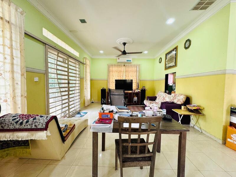 Bungalow for Sale in Rawang (Selangor) - Azman Ahmad - PropertyGuru.com.my