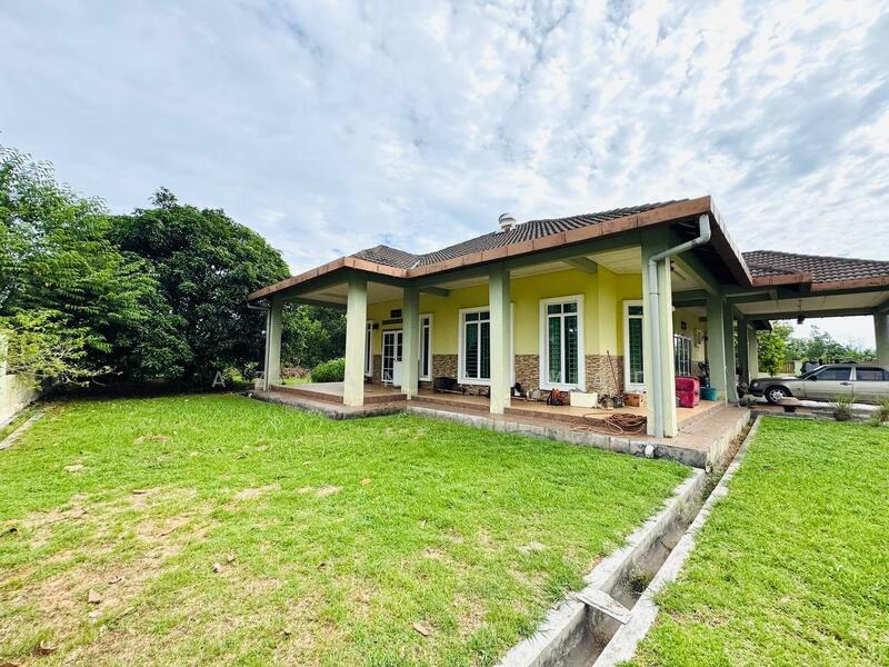 Bungalow for Sale in Rawang (Selangor) - Azman Ahmad - PropertyGuru.com.my