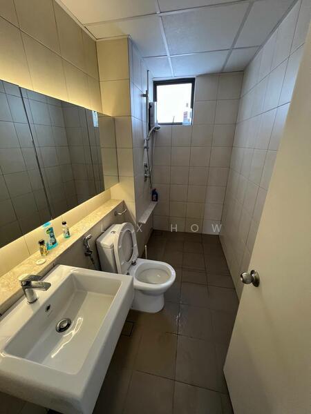 Condominium for Rent at The WaterEdge (Pinggiran Air) - Alex How - Bathroom - PropertyGuru.com.my