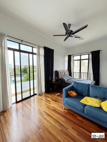 Setia Utama untuk Untuk Dijual - RM 2,088,000, Feb 2026 - Bedroom - PropertyGuru.com.my