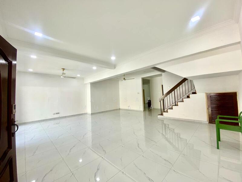Semi-Detached House for Sale in Taman Koperasi Cuepacs (Cheras) - Firdaussazwan Mustafa - Living Room - PropertyGuru.com.my