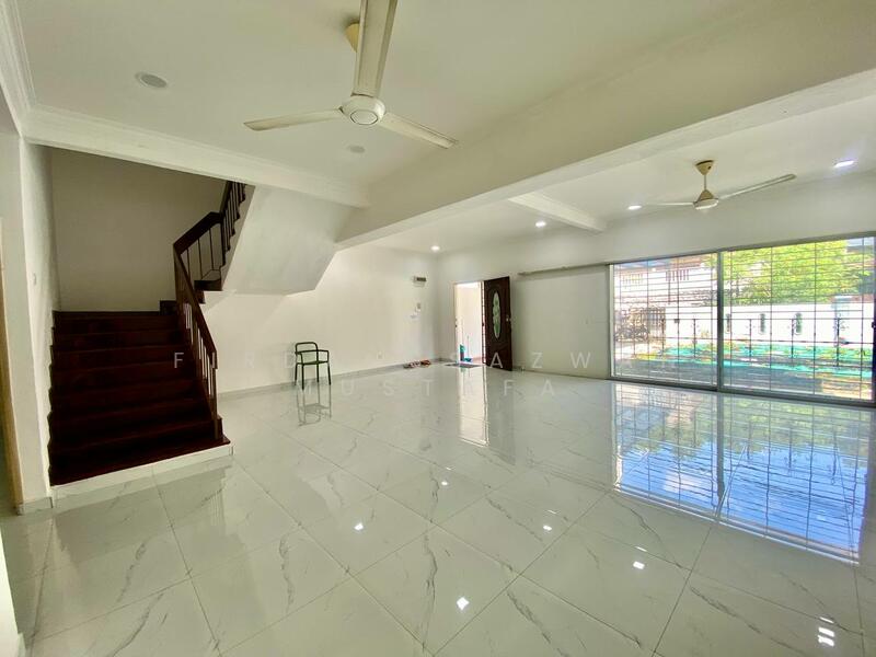 Semi-Detached House for Sale in Taman Koperasi Cuepacs (Cheras) - Firdaussazwan Mustafa - Living Room - PropertyGuru.com.my